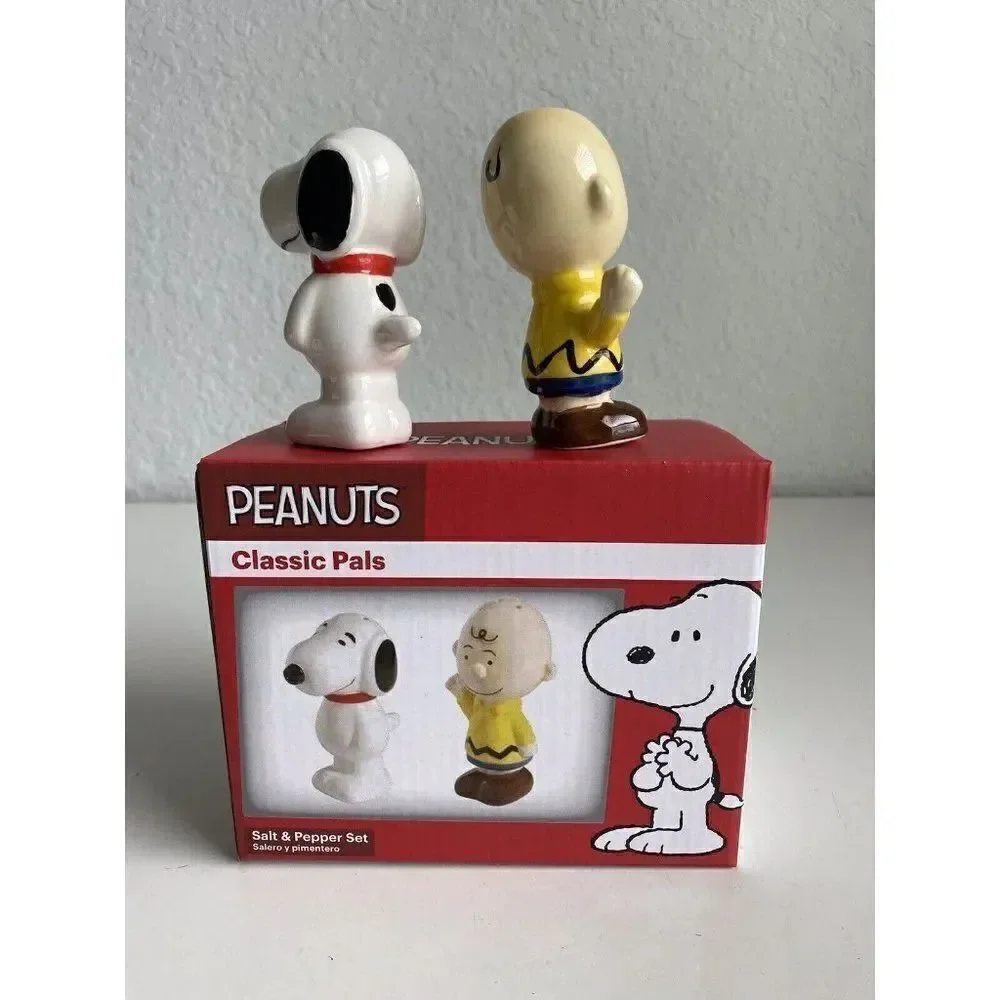 Peanuts Classic Pals Snoopy‎ & Charlie Brown Ceramic Salt & Pepper Set NEW